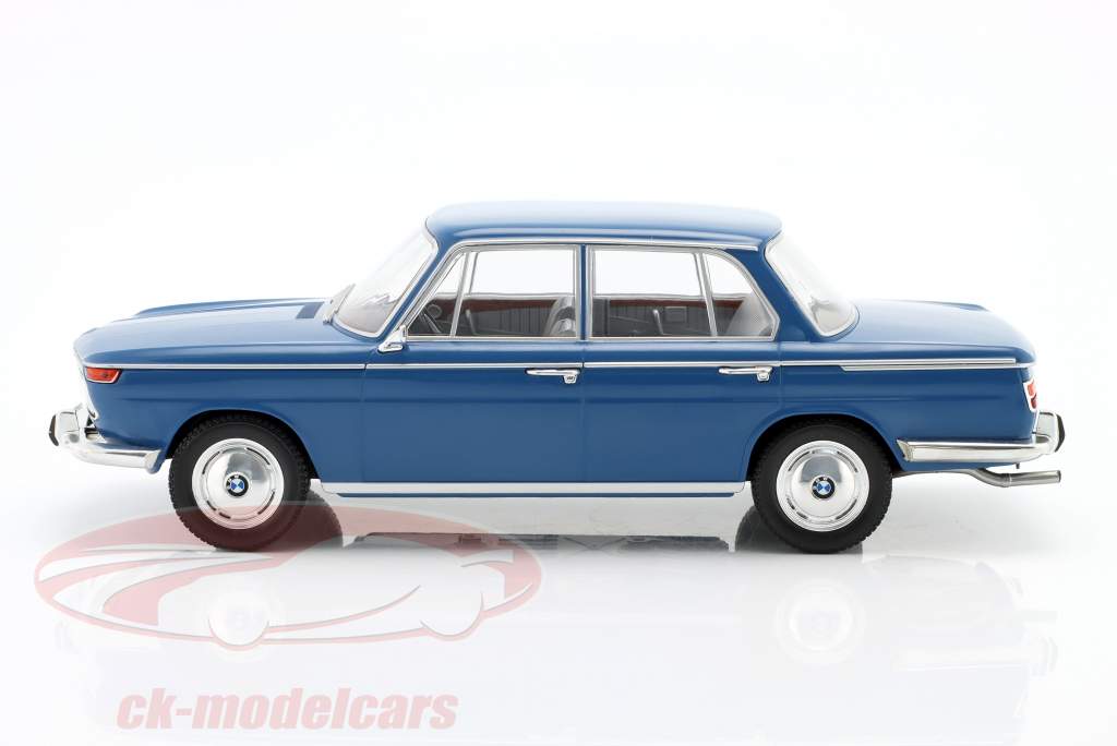 BMW 2000 Tilux (Tipo 121) Año de construcción 1966 azul oscuro 1:18 Model Car Group