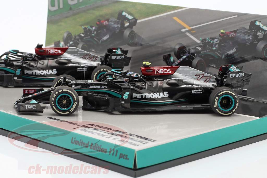 Hamilton #44 & Bottas #77 2-Car Set Mercedes-AMG F1 W12 formule 1 2021 1:43 Minichamps