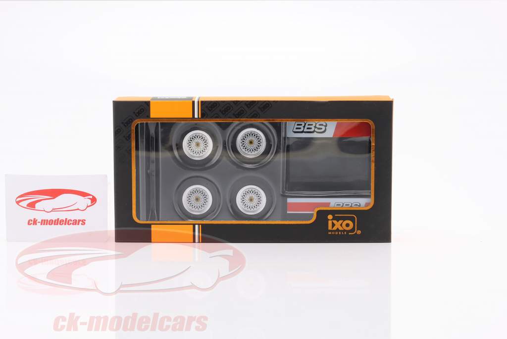 Wheels set BBS (4 pieces) with stand 1:18 Ixo