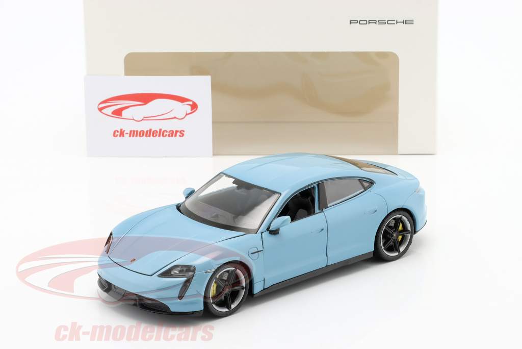 Porsche Taycan Turbo S Byggeår 2020 frossenblå metallisk 1:24 Welly