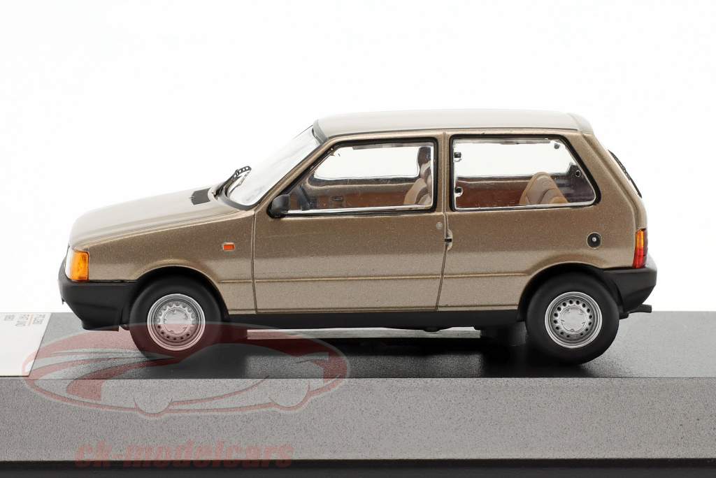 Fiat Uno Année 1983 brun clair 1:43 Premium X