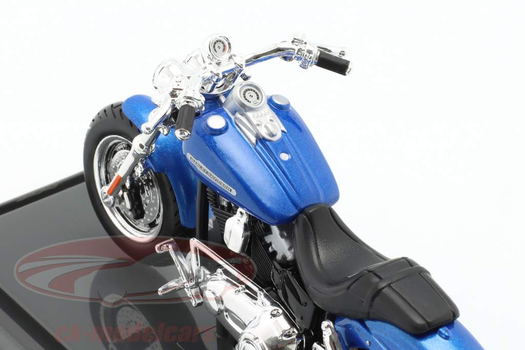 Harley-Davidson FXDFSE CVO Fat Bob Año de construcción 2009 azul / negro 1:18 Maisto