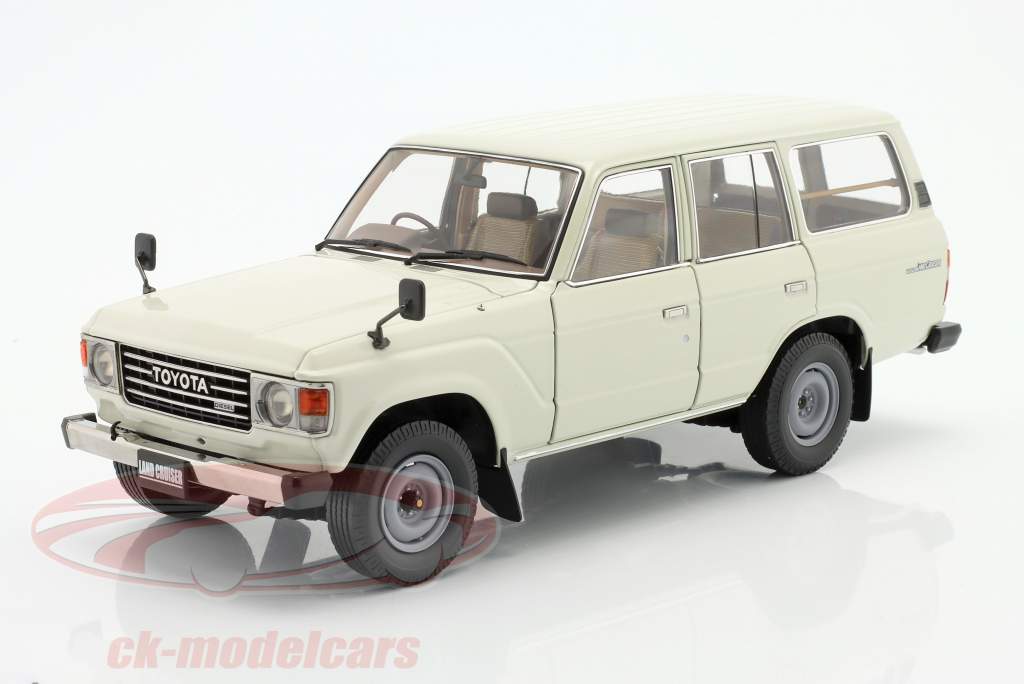 Toyota Land Cruiser 60 RHD Baujahr 1980 weiß 1:18 Kyosho