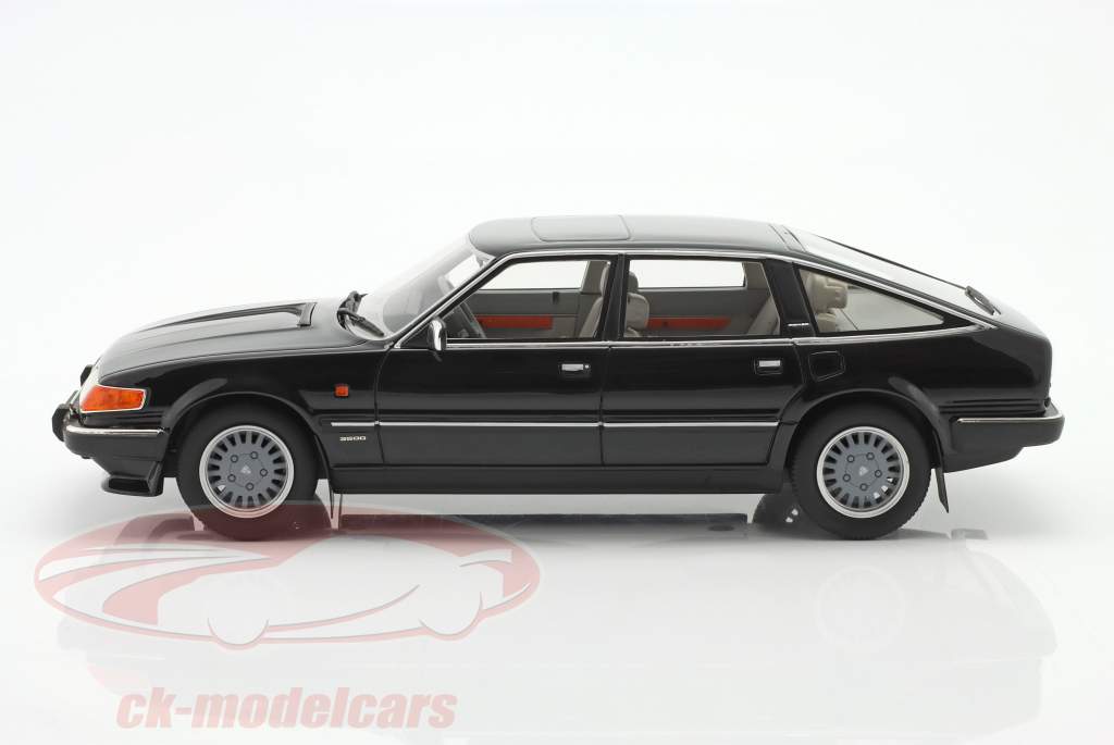 Rover 3500 Vanden Plas RHD year 1982 black 1:18 Cult Scale