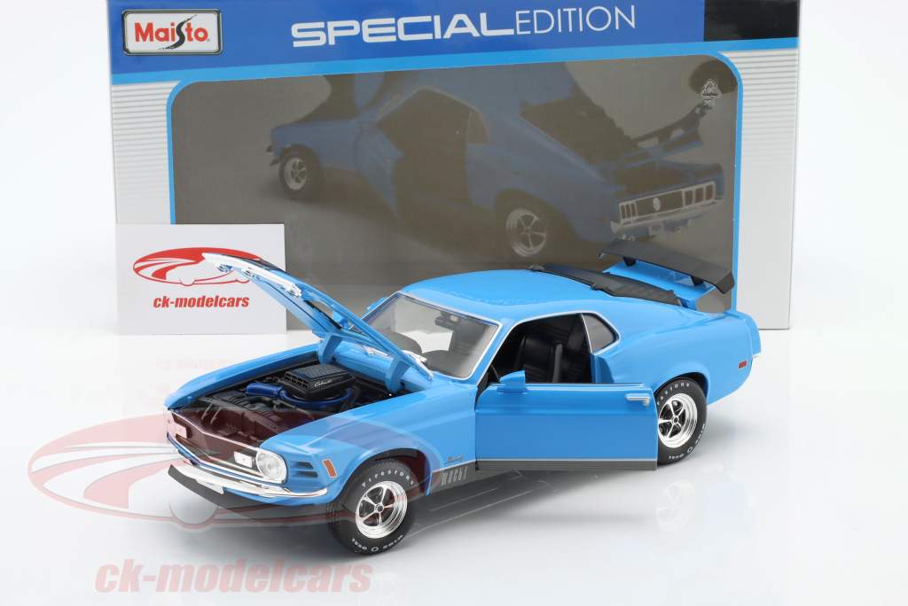 Ford Mustang Mach 1 year 1970 blue 1:18 Maisto