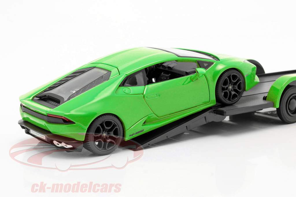 3-Car Set Lamborghini Urus mit Trailer und Lamborghini Huracan grün 1:24 Maisto