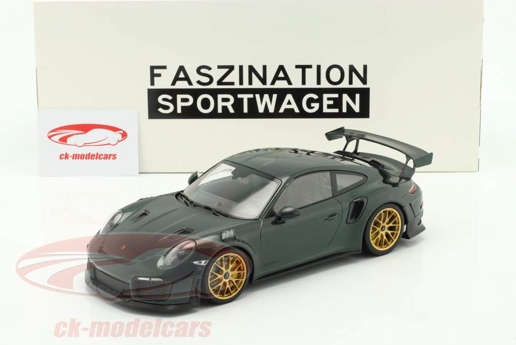 Porsche 911 (991 II) GT2 RS Weissach package 2018 British racing green / golden rims 1:18 Minichamps