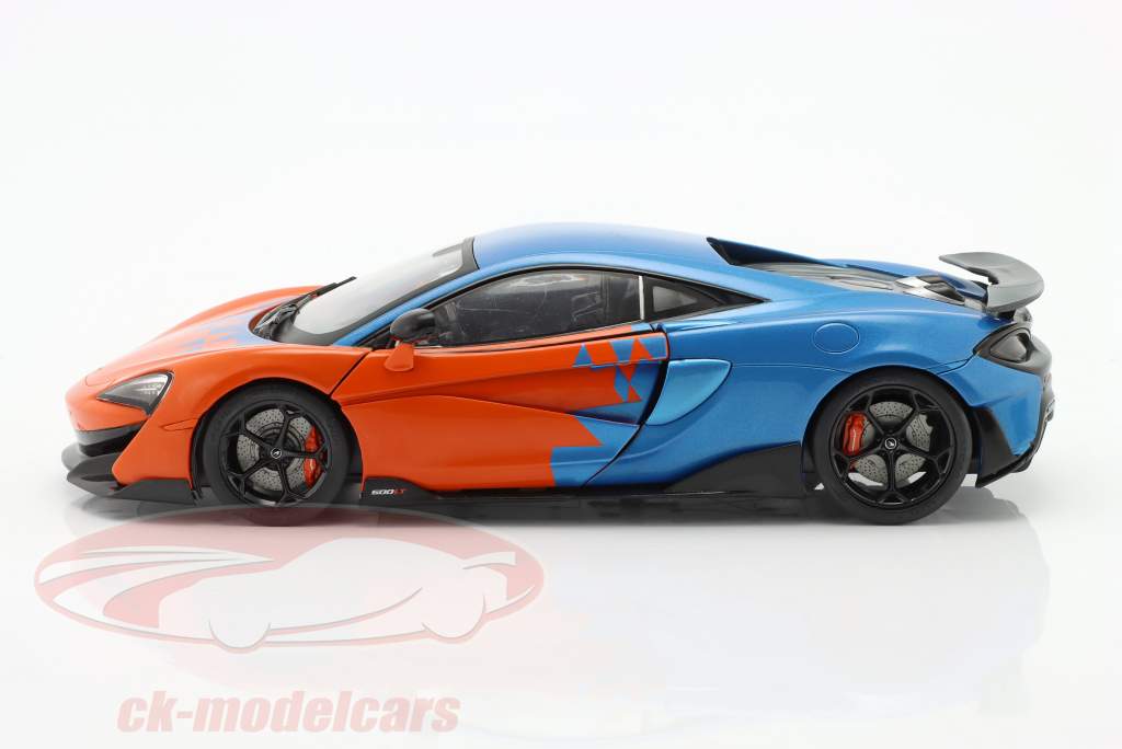 McLaren 600LT F1 Tribute Livery Baujahr 2019 orange / blau metallic 1:18 Solido 