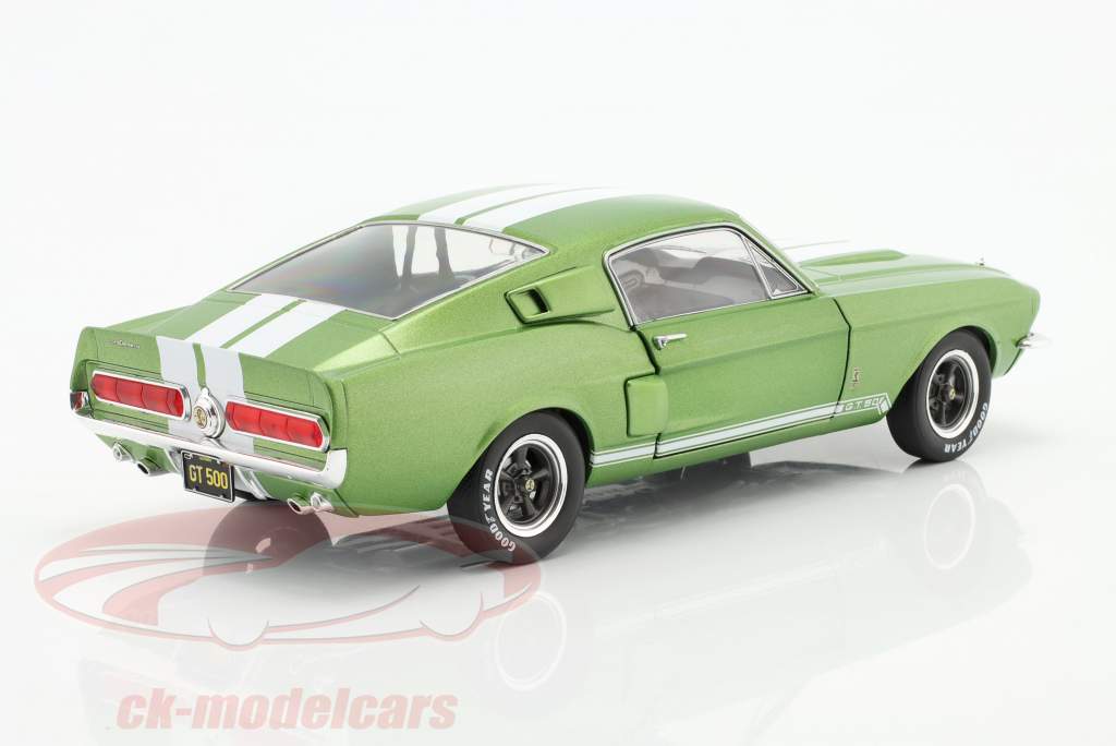 Ford Mustang Shelby GT500 Année de construction 1967 vert citron / Blanc 1:18 Solido