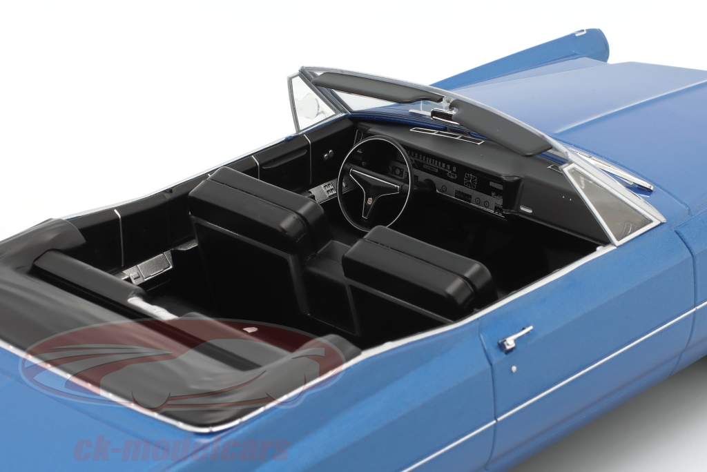 Cadillac DeVille Baujahr 1967 blau metallic 1:18 KK-Scale