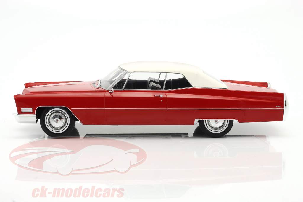 Cadillac DeVille Med blød top Byggeår 1967 rød 1:18 KK-Scale