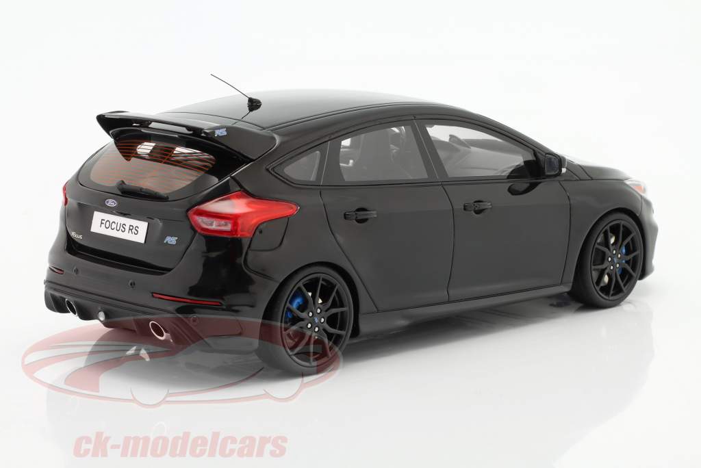 Ford Focus RS año 2017 negro 1:18 OttOmobile