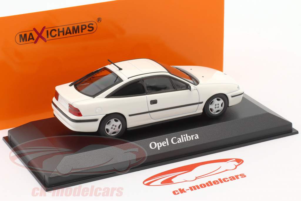 Opel Calibra Byggeår 1989 hvid 1:43 Minichamps