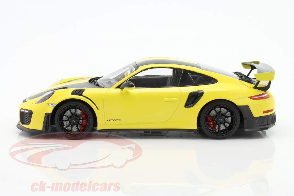 Porsche 911 (991 II) GT2 RS Weissach Paket 2018 gelb / schwarze Felgen 1:18 Minichamps