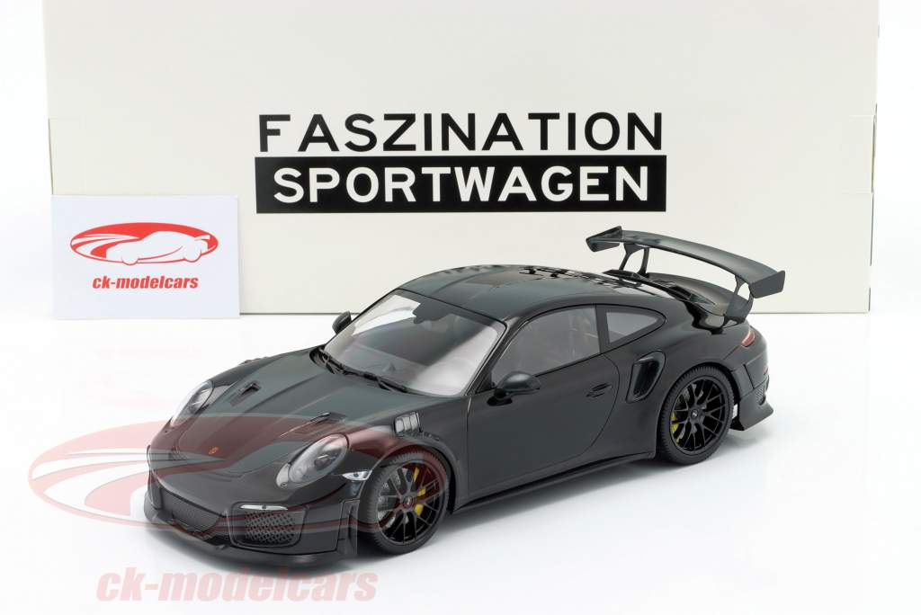 Porsche 911 (991 II) GT2 RS Weissach Package 2018 black 1:18 Minichamps
