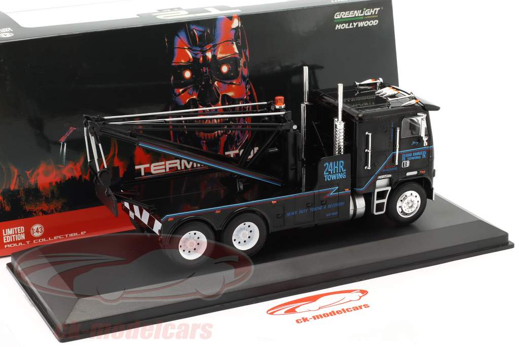 【激レア】イクソ アルタヤ 1/43 Freightliner ターミネーター Amazon.co.jp: イクソ アルタヤ 1 43 Freightliner