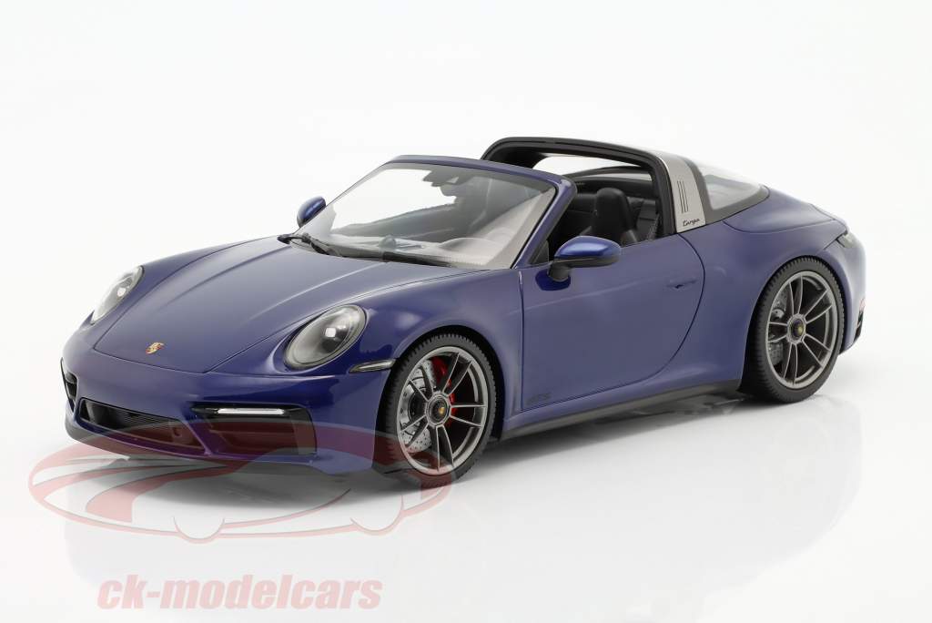 Porsche 911 (992) Targa 4 GTS Byggeår 2021 ensian blå metallisk 1:18 Minichamps