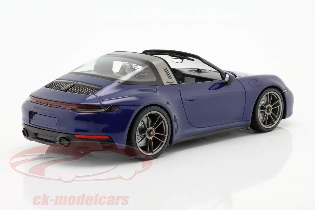 Porsche 911 (992) Targa 4 GTS Baujahr 2021 enzianblau metallic 1:18 Minichamps