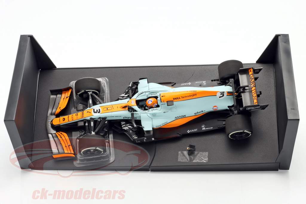 D. Ricciardo McLaren MCL35M #3 GP formel 1 2021 1:18 Minichamps 2 valg