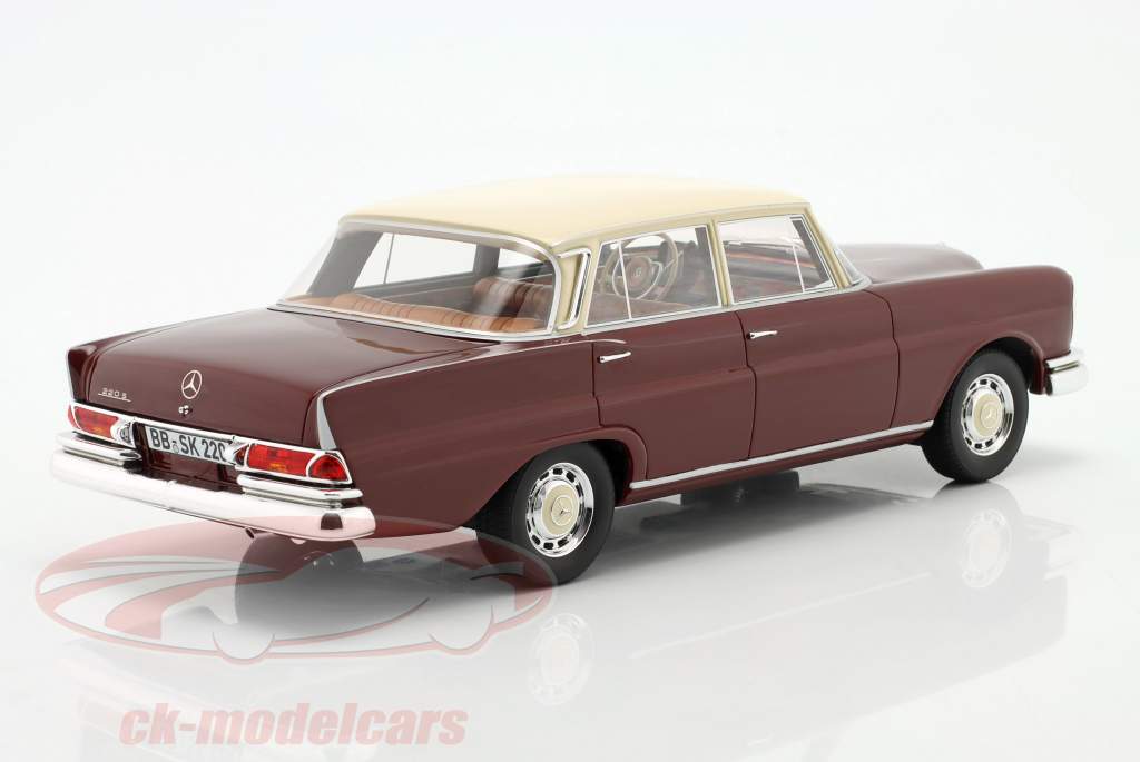 Mercedes-Benz 220SE (W111) Año de construcción 1966 rojo oscuro / crema Blanco 1:18 Cult Scale