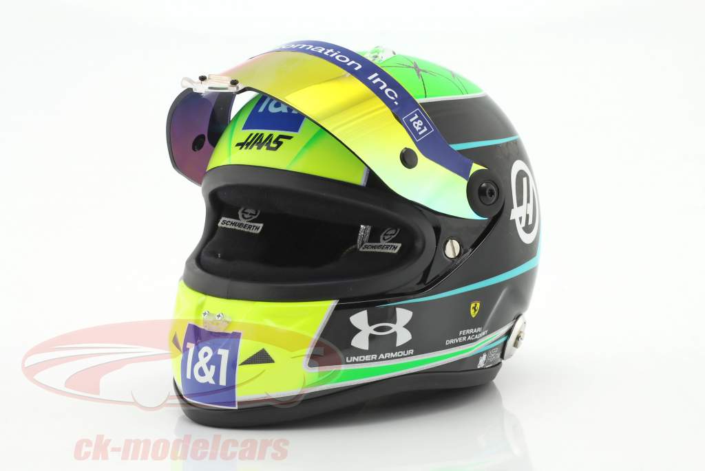Mick Schumacher #47 Haas F1 Team fórmula 1 2022 casco 1:2 Schuberth
