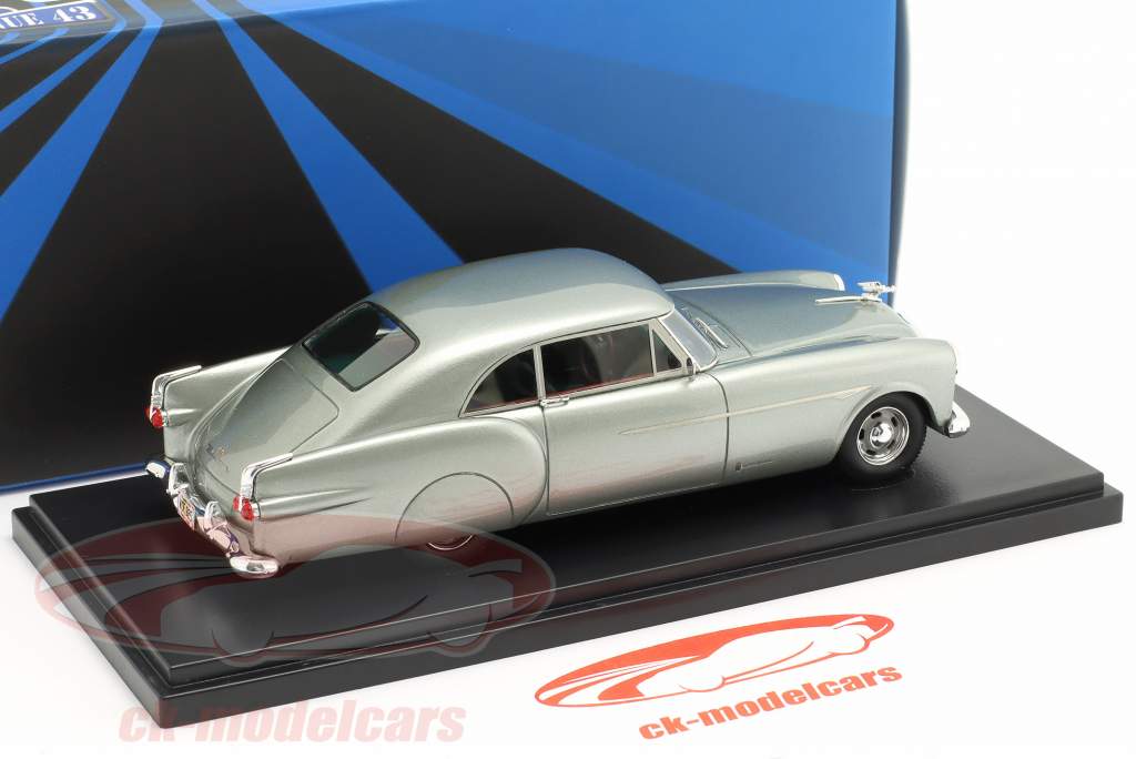 Packard Parisian Coupe Baujahr 1952 hellgrün metallic 1:43 AutoCult
