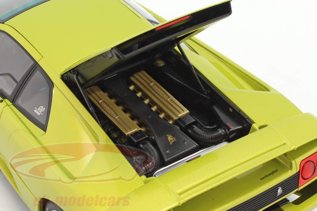 Lamborghini Diablo SE30 Anno di costruzione 1993 giallo metallico 1:18 AUTOart