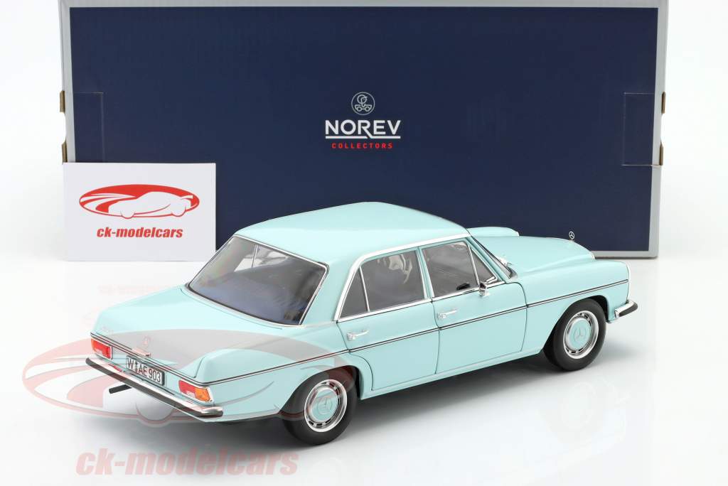 Mercedes-Benz 200 建設年 1968 ライトブルー 1:18 Norev