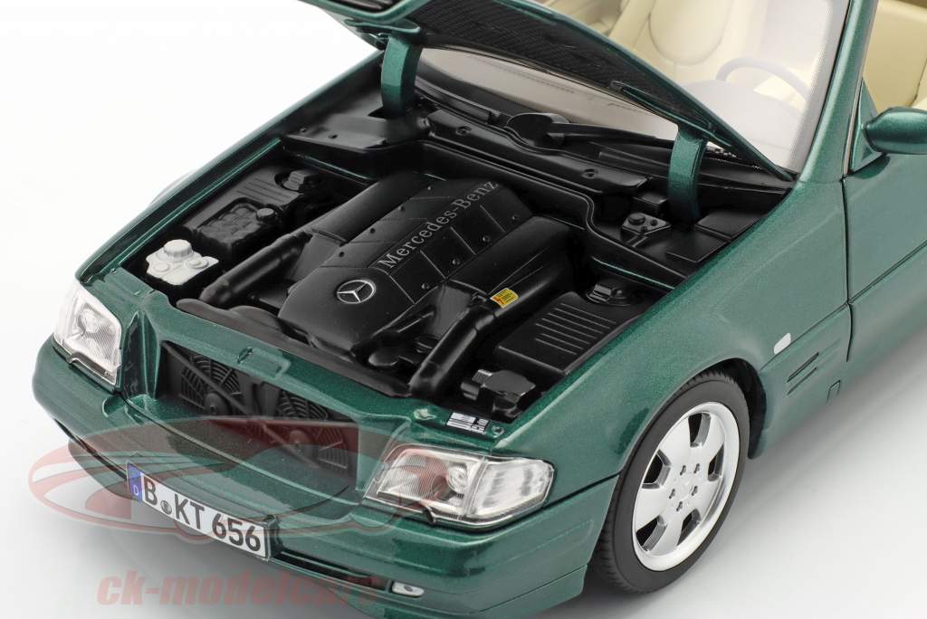 Mercedes-Benz 500 SL 建设年份 1999 绿色 金属的 1:18 Norev