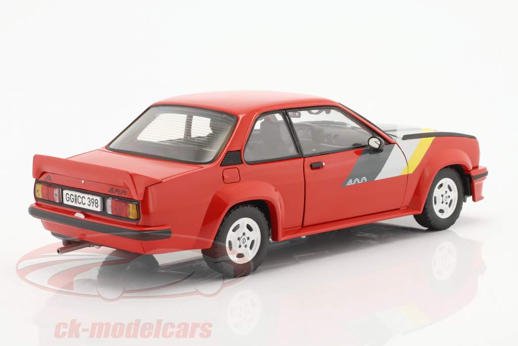 Opel Ascona 400 Byggeår 1982 rød / gul / grå / sort 1:18 Sun Star