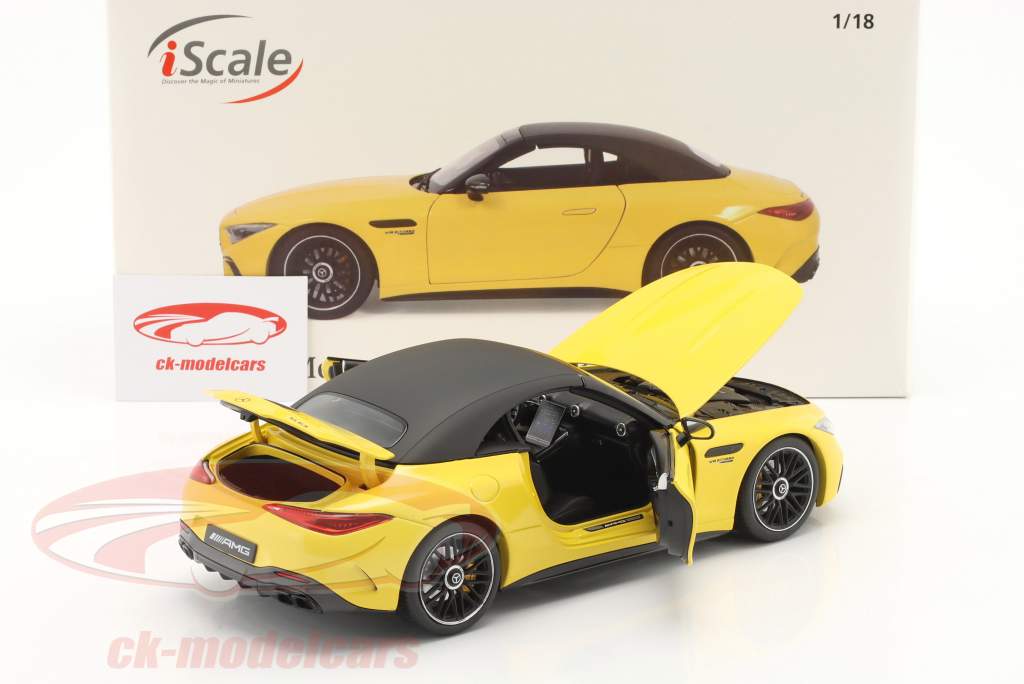 Mercedes-Benz AMG SL 63 4Matic (R232) at solbade gul 1:18 iScale
