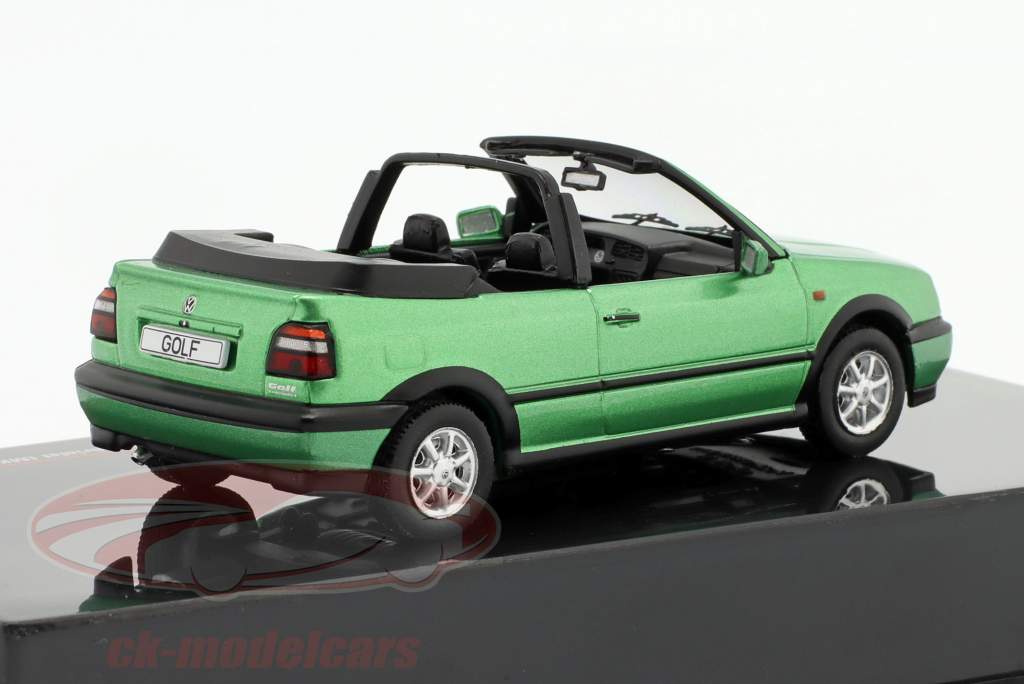 Volkswagen VW Golf Cabriolet (MK III) 建设年份 1995 绿色 金属的 1:43 Ixo