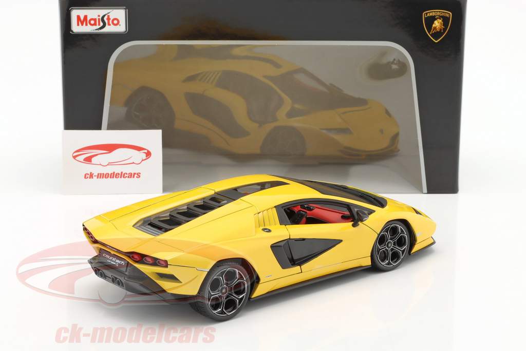 Lamborghini Countach LPI 800-4 Año de construcción 2022 amarillo 1:18 Maisto