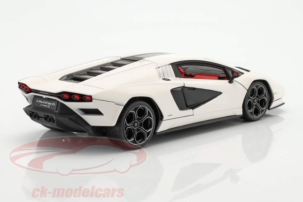 Lamborghini Countach LPI 800-4 Ano de construção 2022 Branco 1:18 Maisto