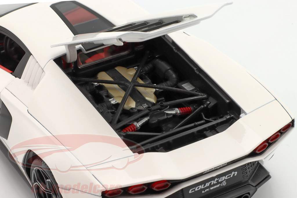 Lamborghini Countach LPI 800-4 Baujahr 2022 weiß 1:18 Maisto