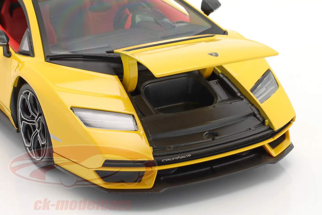 Lamborghini Countach LPI 800-4 Baujahr 2022 gelb 1:18 Maisto