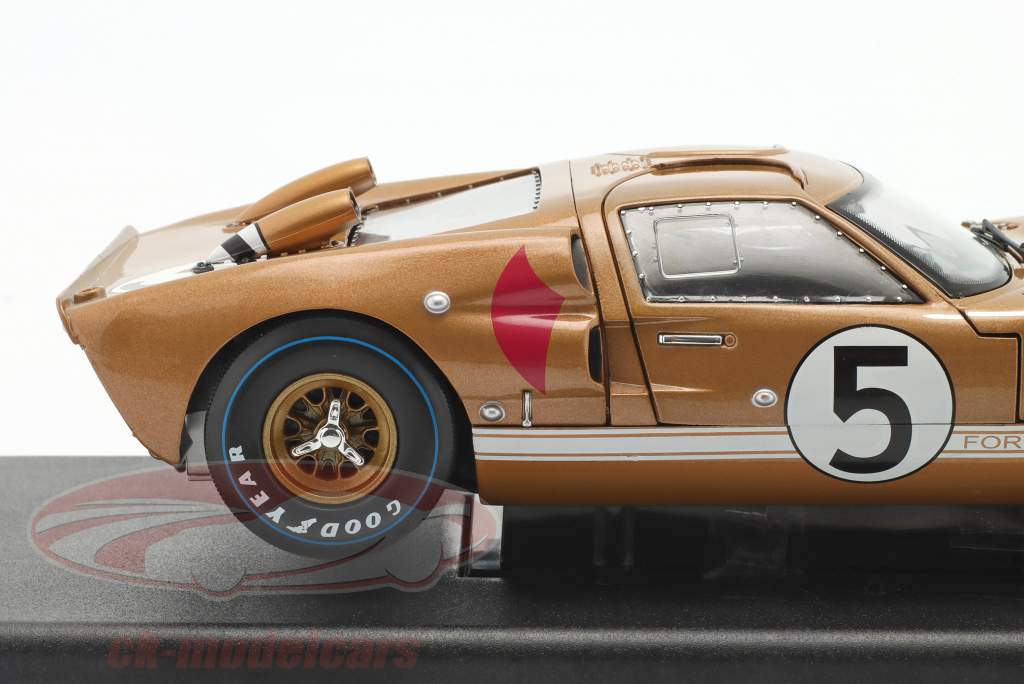 	Ford GT40 MK II #5 3rd 24h LeMans 1966 1:18 ShelbyCollectibles / 2.Wahl