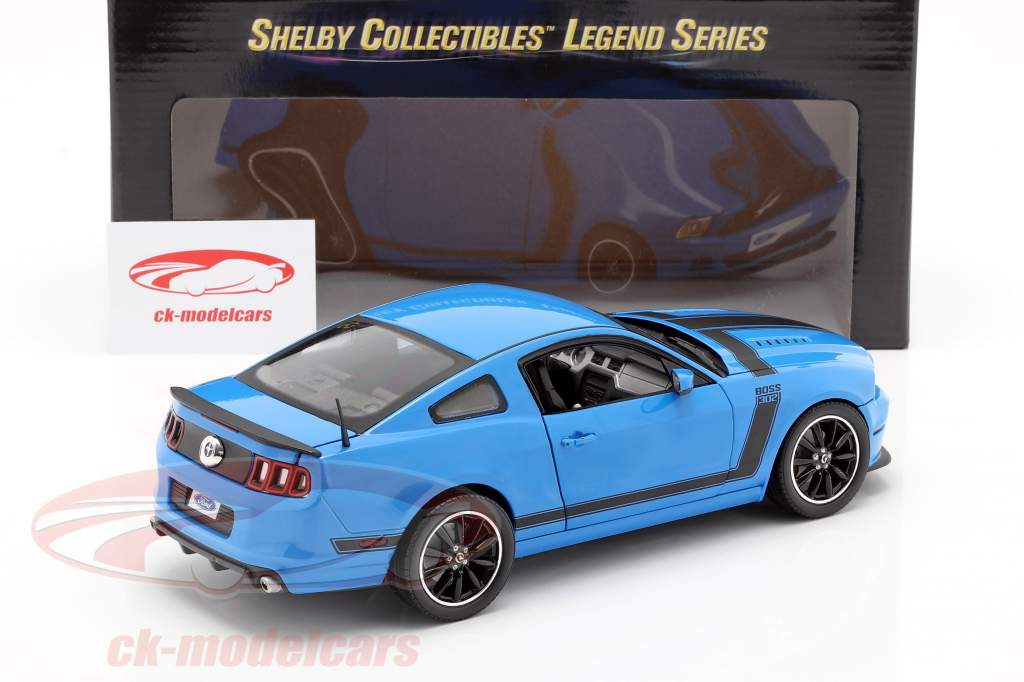Ford Mustang Boss 302 2013 azul / negro 1:18 ShelbyCollectibles / 2da elección
