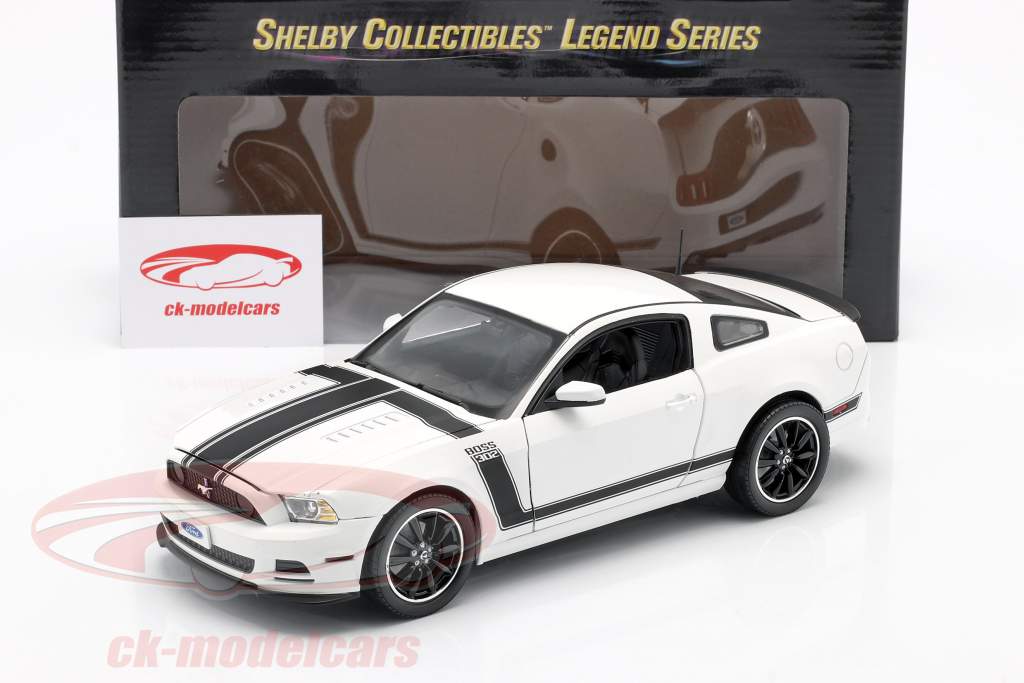 Ford Mustang Boss 302 2013 blanco / negro 1:18 ShelbyCollectibles / 2da elección