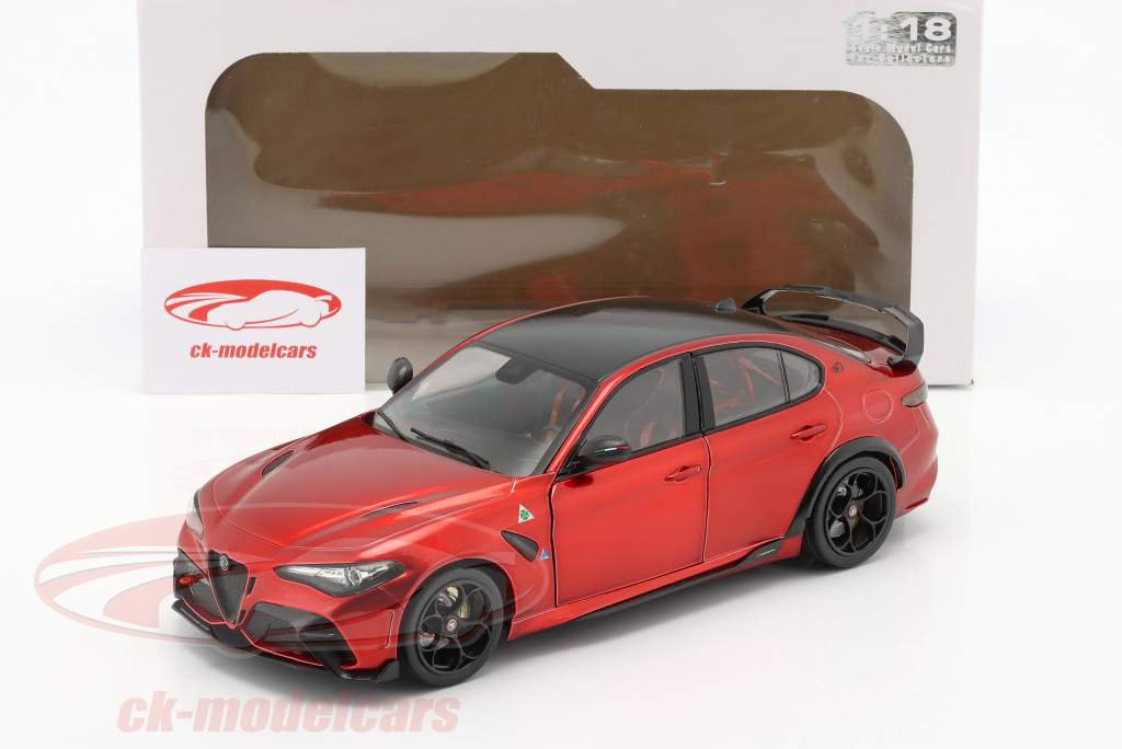 Alfa Romeo Giulia GTAM Año de construcción 2021 rojo 1:18 Solido