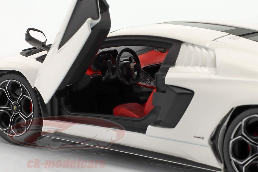 Lamborghini Countach LPI 800-4 Année de construction 2022 Blanc 1:24 Bburago