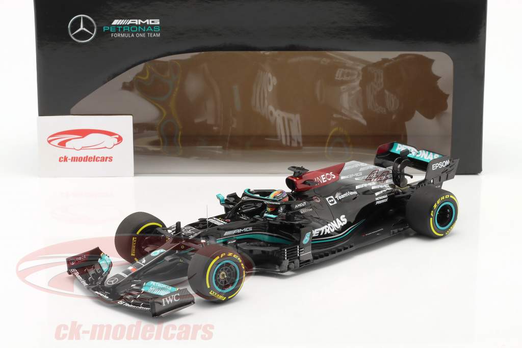 Lewis Hamilton Mercedes-AMG F1 W12 #44 Winner Qatar GP formula 1 2021 1:18 Minichamps