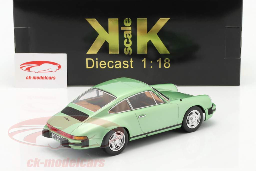 Porsche 911 SC Coupe Año de construcción 1978 verde claro metálico 1:18 KK-Scale