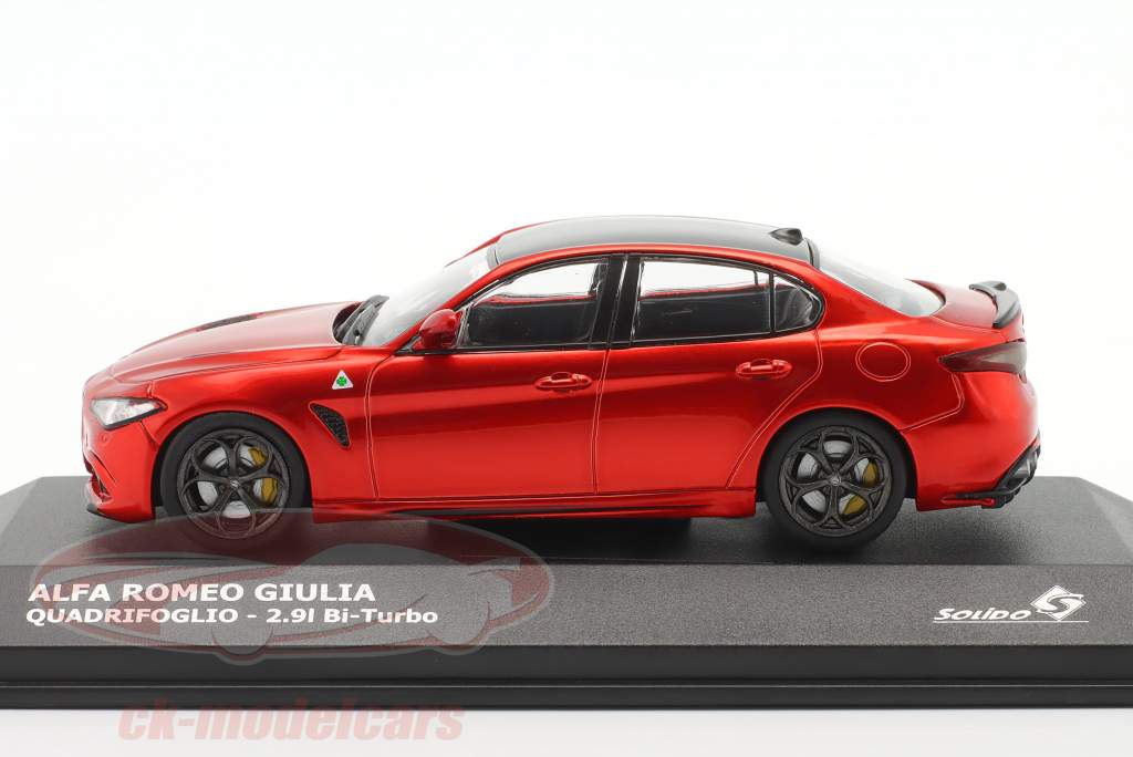Alfa Romeo Giulia Quadrifoglio 建设年份 2016 Competizione 红色的 1:43 Solido