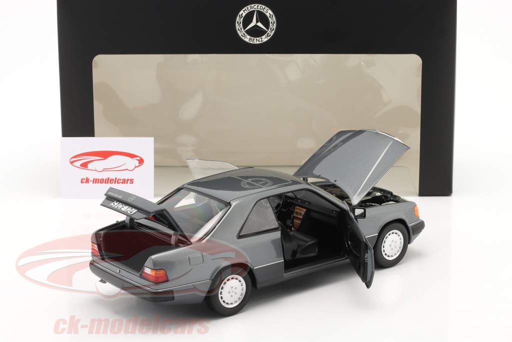 Mercedes-Benz 300 CE-24 Coupe (C124) bouwjaar 1988-1992 parel grijs 1:18 Norev