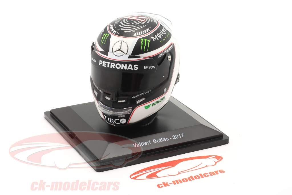 V. Bottas #77 Mercedes-AMG Petronas Formel 1 2017 Helm 1:5 Spark Editions