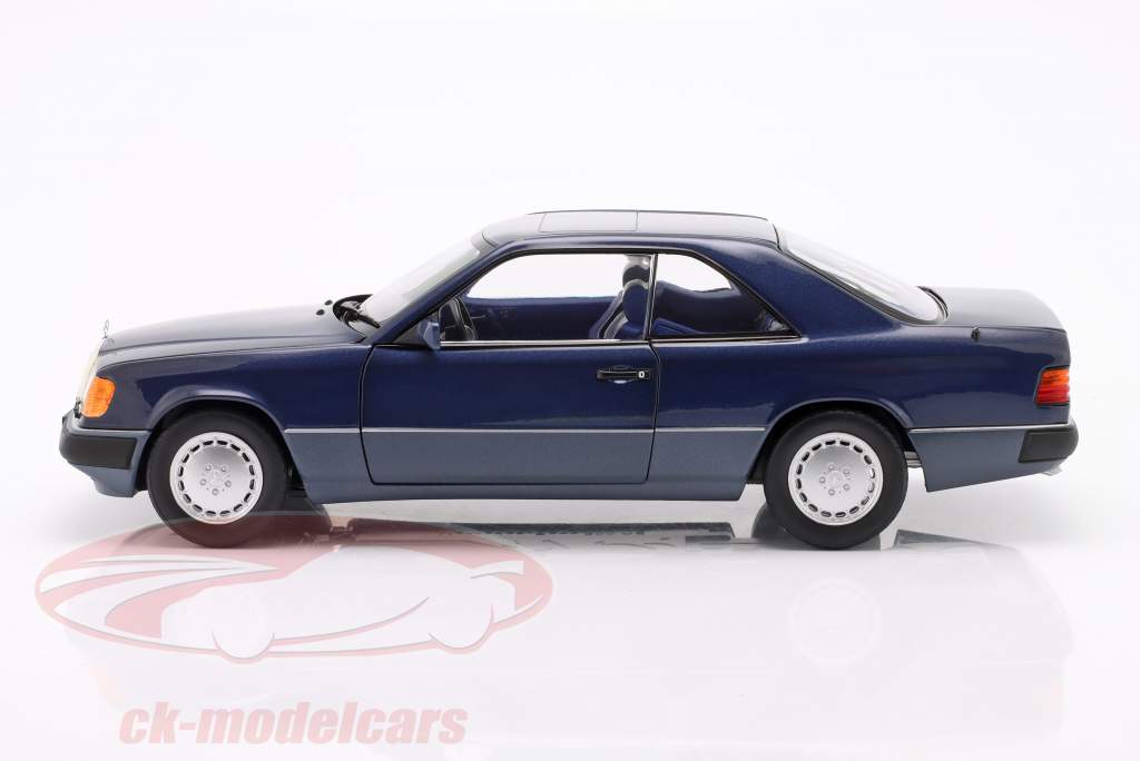 Mercedes-Benz 300 CE-24 coupe (C124) bouwjaar 1990 nautisch blauw 1:18 Norev