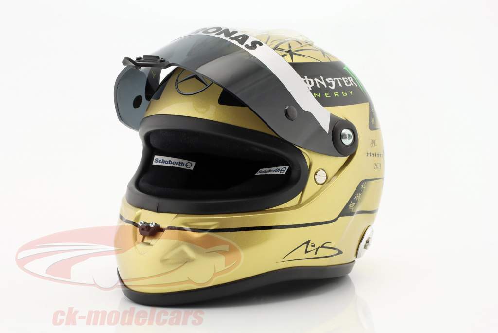 M. Schumacher Mercedes GP formula 1 Spa 2011 gold helmet 1:2 Schuberth
