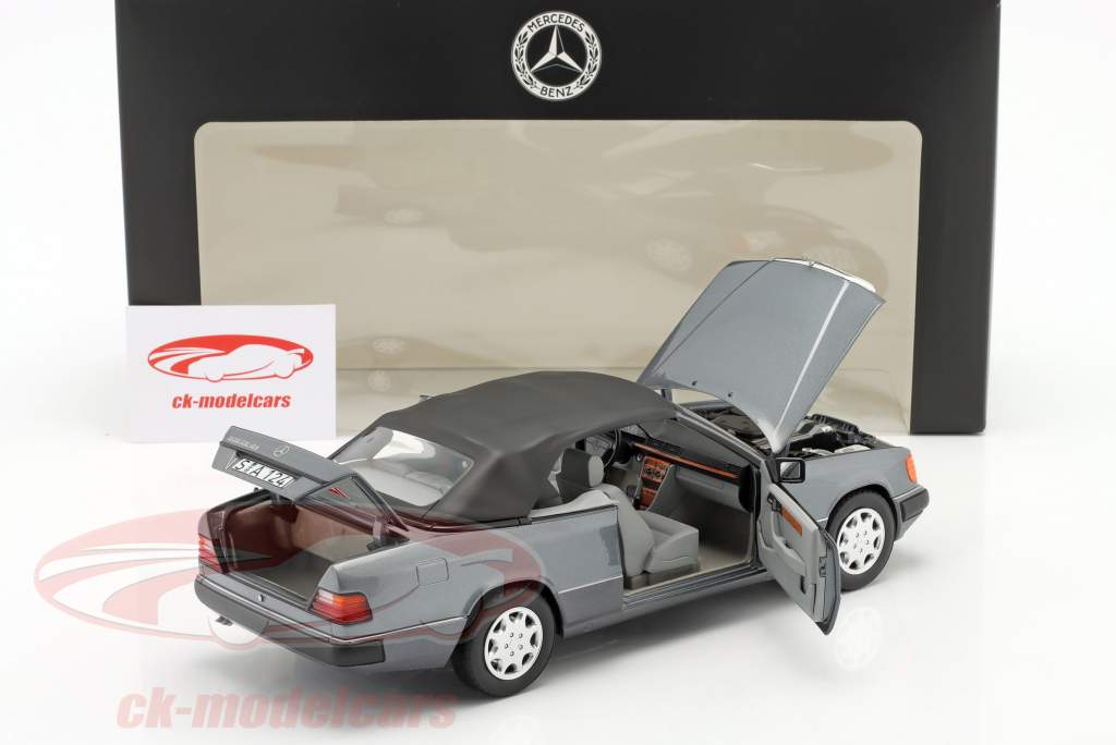 Mercedes-Benz 300 CE-24 敞篷车 (A124) 1991-1993) 珍珠灰 1:18 Norev