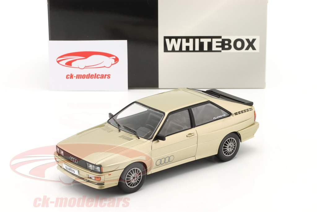 Audi Quattro beige / oro metálico 1:24 WhiteBox